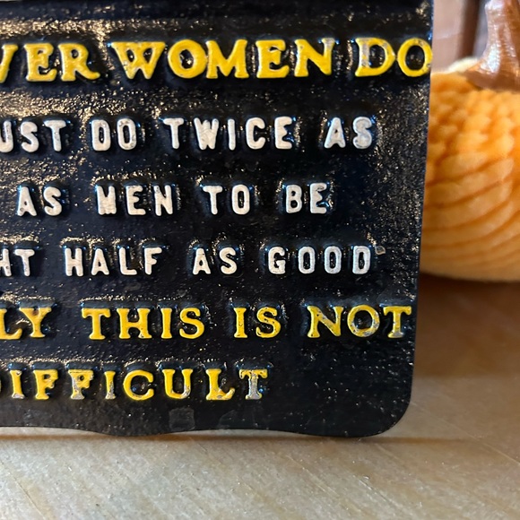 Vintage cast metal trivet, farmhouse, kitsch, Whatever Women do, Thanksgiving - Picture 4 of 5